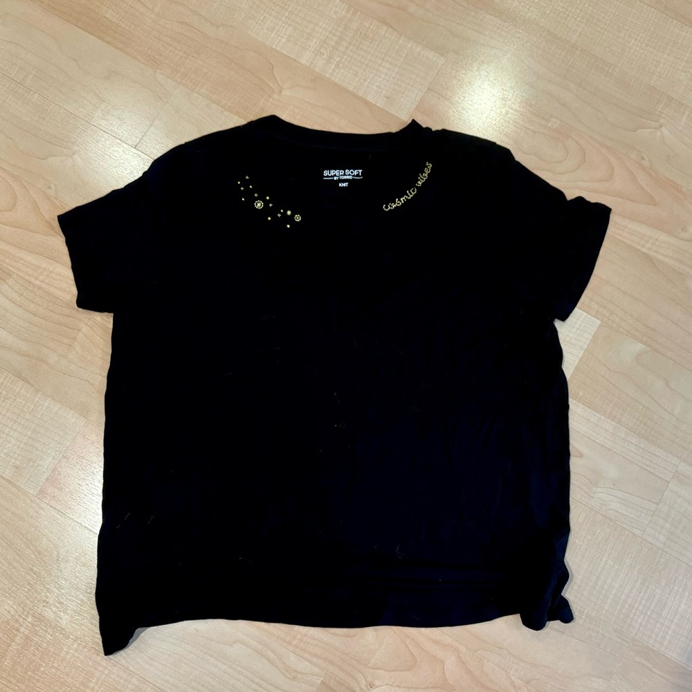 Cosmic Vibes embroidered t-shirt, Torrid size 0